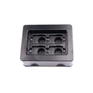 Kunststoff-Verpackung bzw. Kunststofftrays für den Ein- und Mehrwegeinsatz.